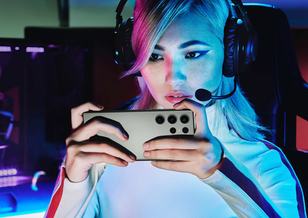 سامسونج جالاكسي إس 23 ألترا, سعة 256 جيجابايت, 12 جيجابايت رام - كريمي سامسونج جالاكسي إس 23 ألترا, سعة 256 جيجابايت, 12 جيجابايت رام - كريمي