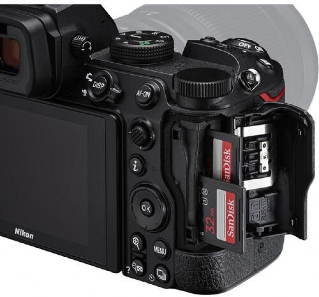 نيكون كاميرات بدون مراة,24.3 ميجابكسل,تكبير بصري اخرى وشاشة 3.2 بوصة -Z5