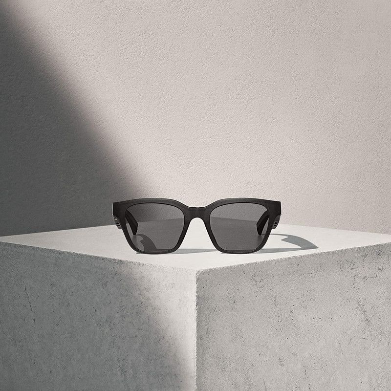 Bose 831744-0100 Frames Alto Audio Sunglasses with Built-in Speakers - Black Bose 831744-0100 Frames Alto Audio Sunglasses with Built-in Speakers - Black