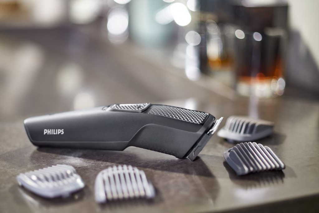 Philips BT1214/15 Beard Trimmer Series 1000 Stainless steel blades, USB charging, 4 stubble and beard combs