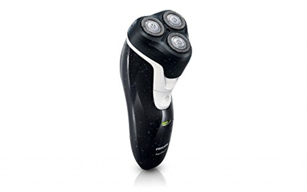 Philips AquaTouch Men’s Shaver Dry & Wet with foam, AT610