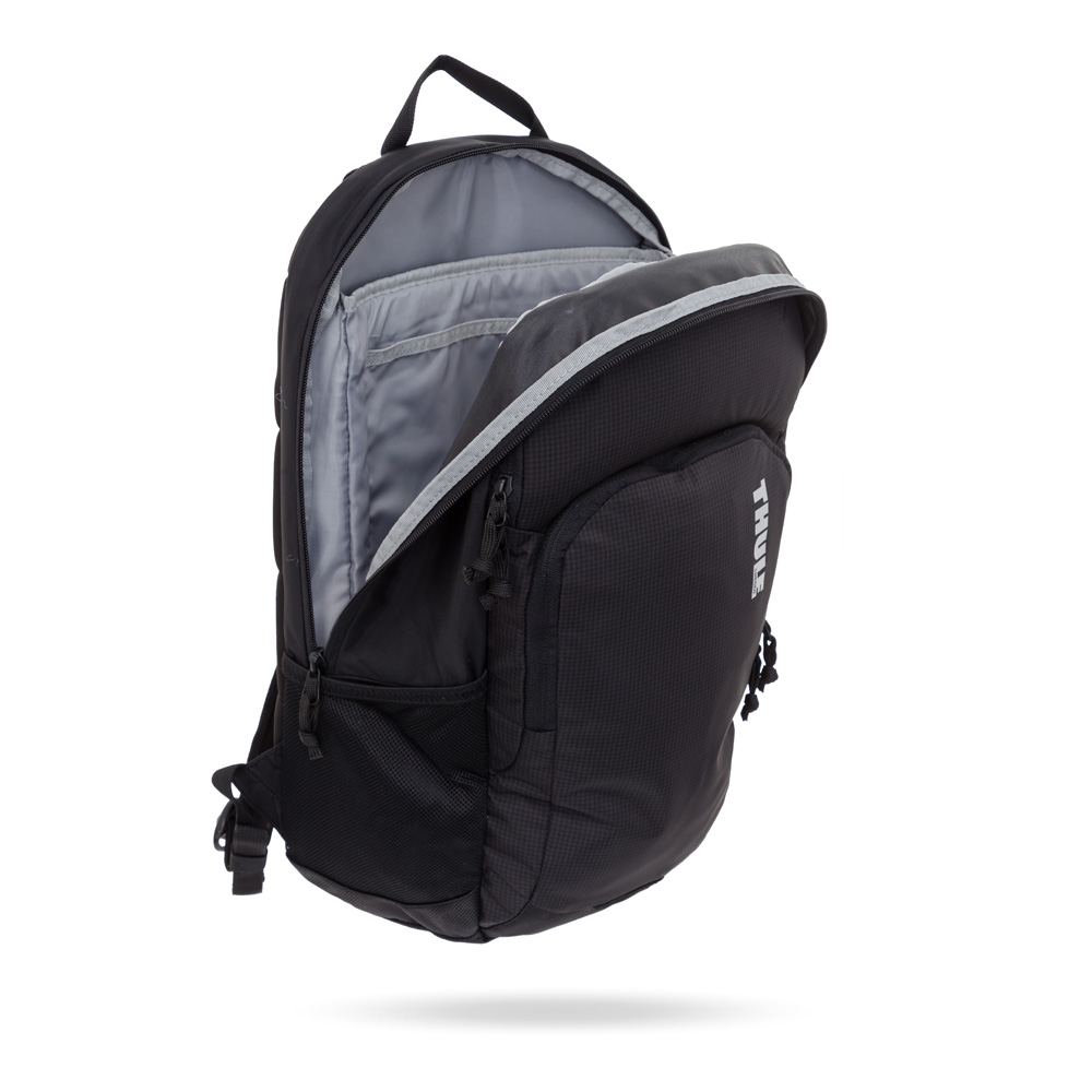 Thule TCAM3116 Achiever 20L Backpack Fennel Black Thule TCAM3116 Achiever 20L Backpack Fennel Black