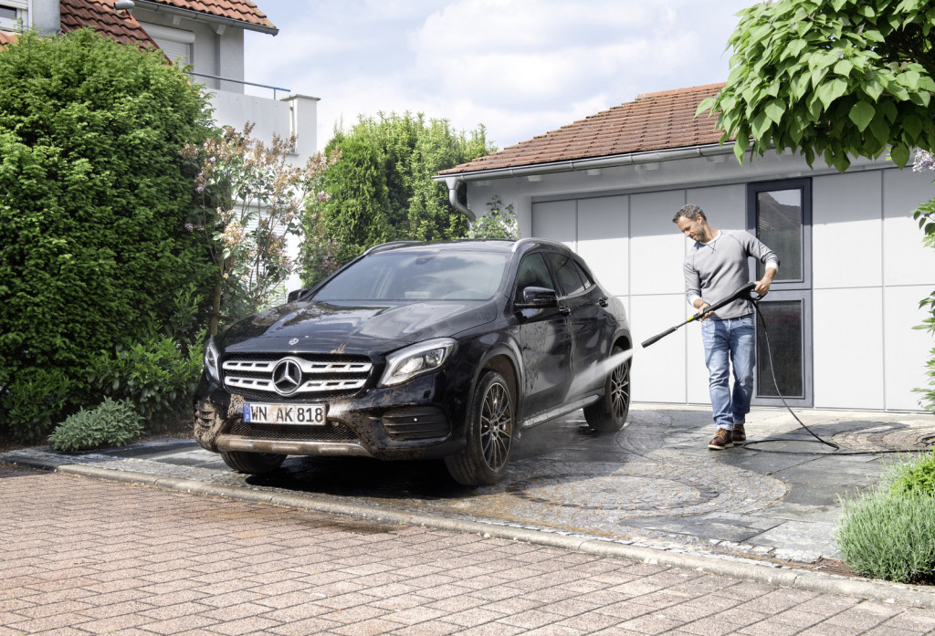 Karcher High Pressure Washer K5 Compact Karcher High Pressure Washer K5 Compact