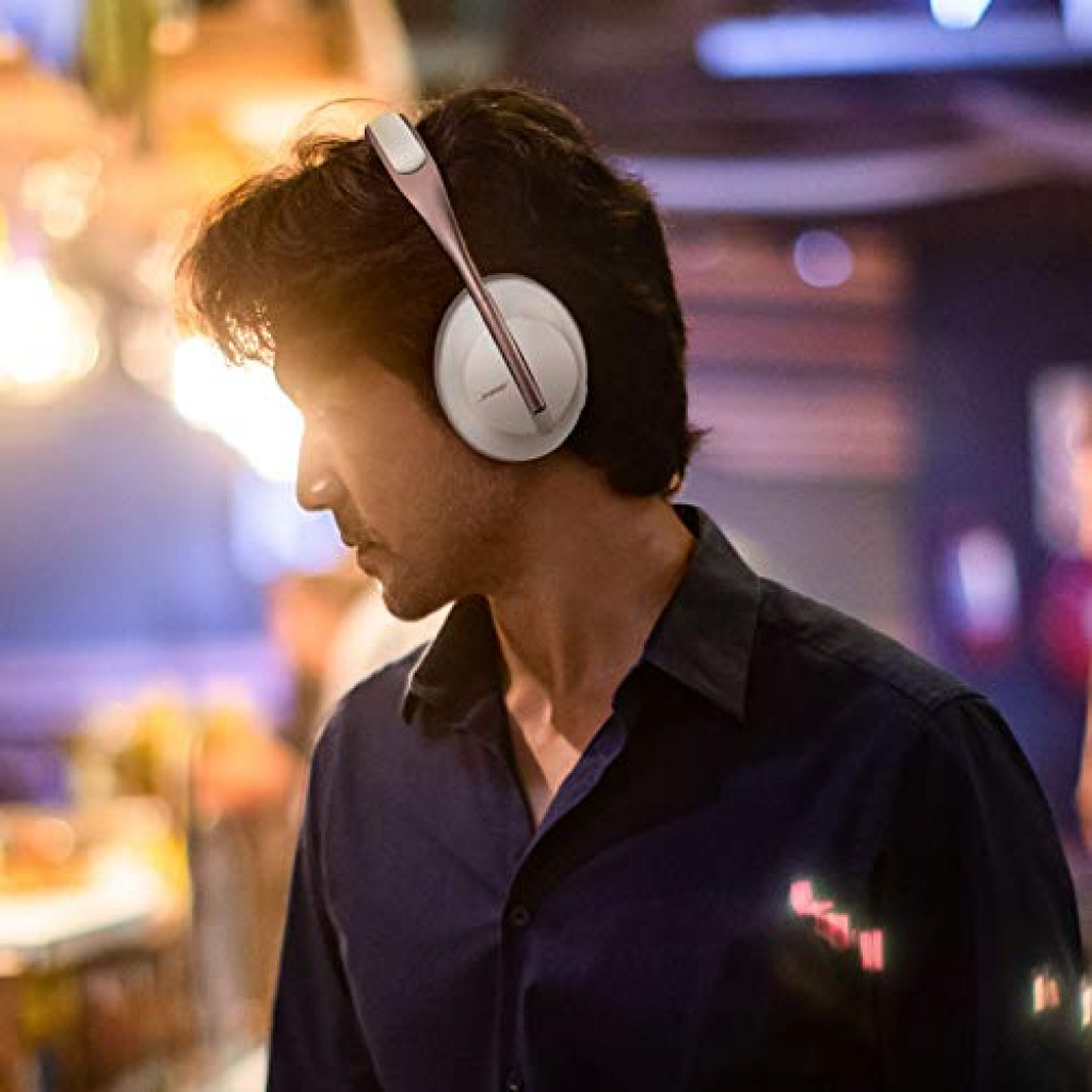 Bose 700 Noise Cancelling Wireless Headphones with Microphone - Pink White Bose 700 Noise Cancelling Wireless Headphones with Microphone - Pink White