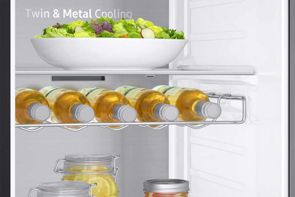 SAMSUNG Refrigerator Side By Side Digital Dispenser Inverter Black – RS68N8670B1/MR SAMSUNG Refrigerator Side By Side Digital Dispenser Inverter Black – RS68N8670B1/MR