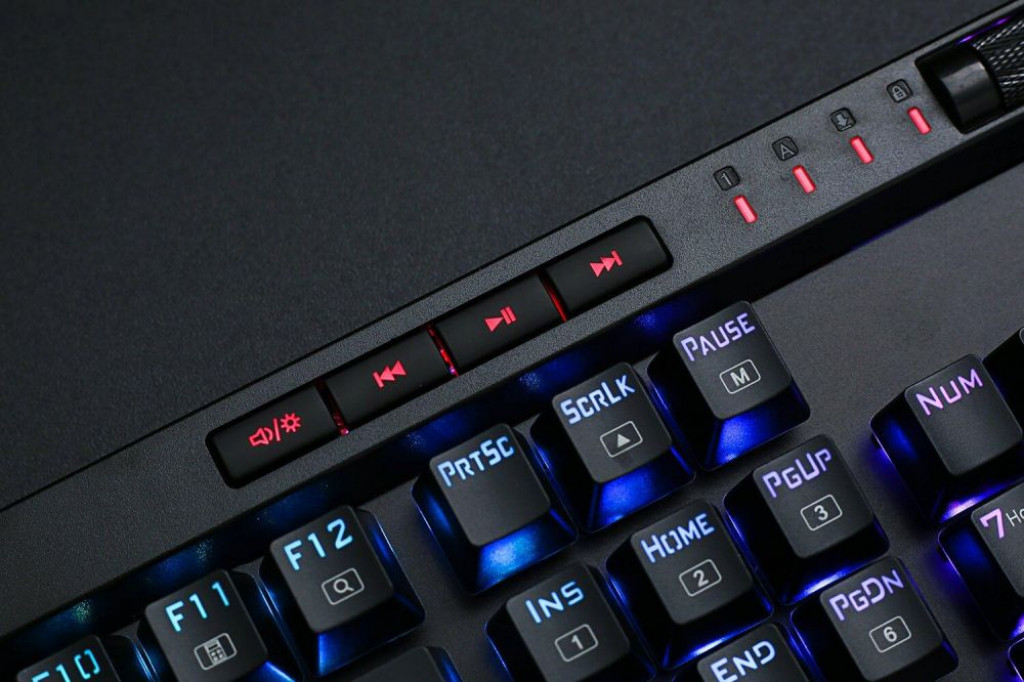 Redragon K580 VATA RGB Mechanical Gaming Keyboard | Blue Switches |Macro Keys & Dedicated Media Controls, Onboard Macro Recording | English & Arabic Layout Redragon K580 VATA RGB Mechanical Gaming Keyboard | Blue Switches |Macro Keys & Dedicated Media Controls, Onboard Macro Recording | English & Arabic Layout