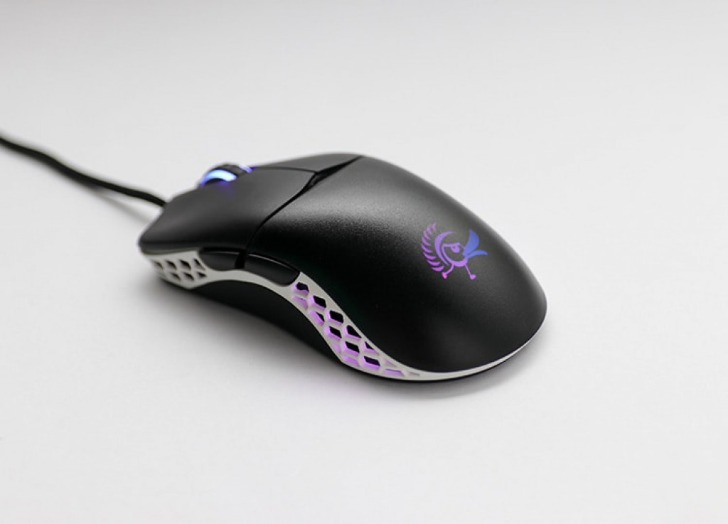 Ducky Feather Black & White Mouse (Omron 60M Microswitch) Ducky Feather Black & White Mouse (Omron 60M Microswitch)