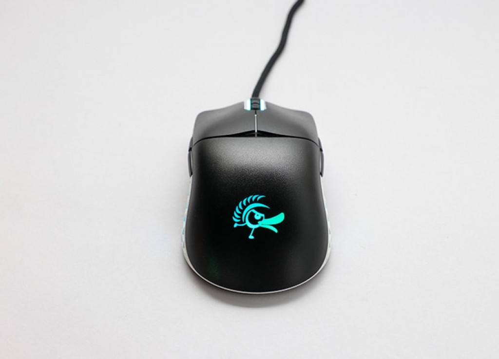 Ducky Feather Black & White Mouse (Omron 60M Microswitch)