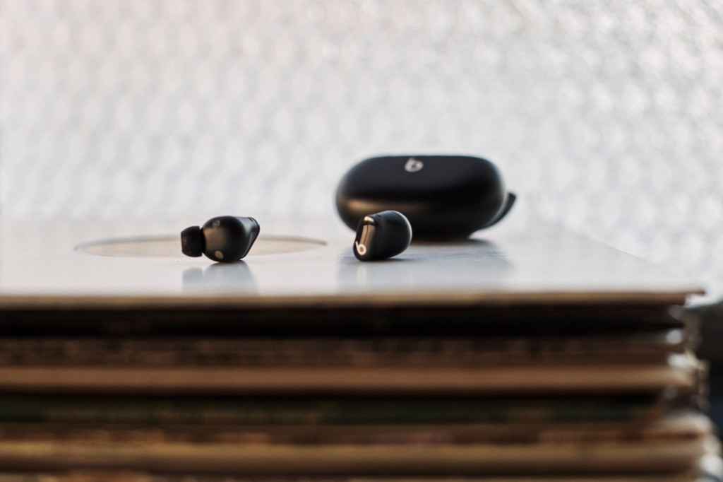 Beats Studio Buds True Wireless Noise Cancelling Earbuds - Black Beats Studio Buds True Wireless Noise Cancelling Earbuds - Black